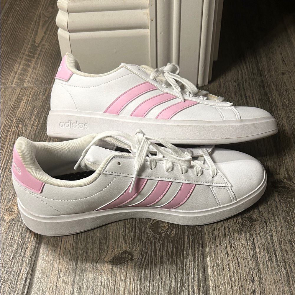 Adidas Women's White and Pink Striped Sneakers